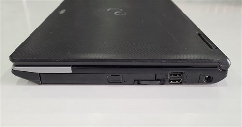 İkinci El NotebookFUJITSUFujitsu LifeBook E752-İntel İ5 3210m 4 Ram 120GB(Sıfır)SSD 15.6'' 2.EL Laptop