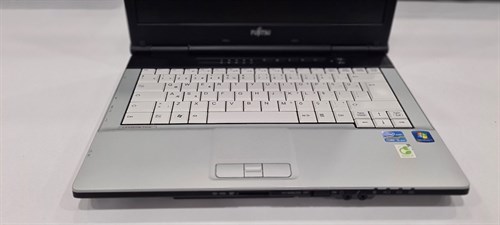 İkinci El NotebookFUJITSUFujitsu LifeBook S751 İntel İ5 2520M 4 Ram 128 SSD 14'' Notebook